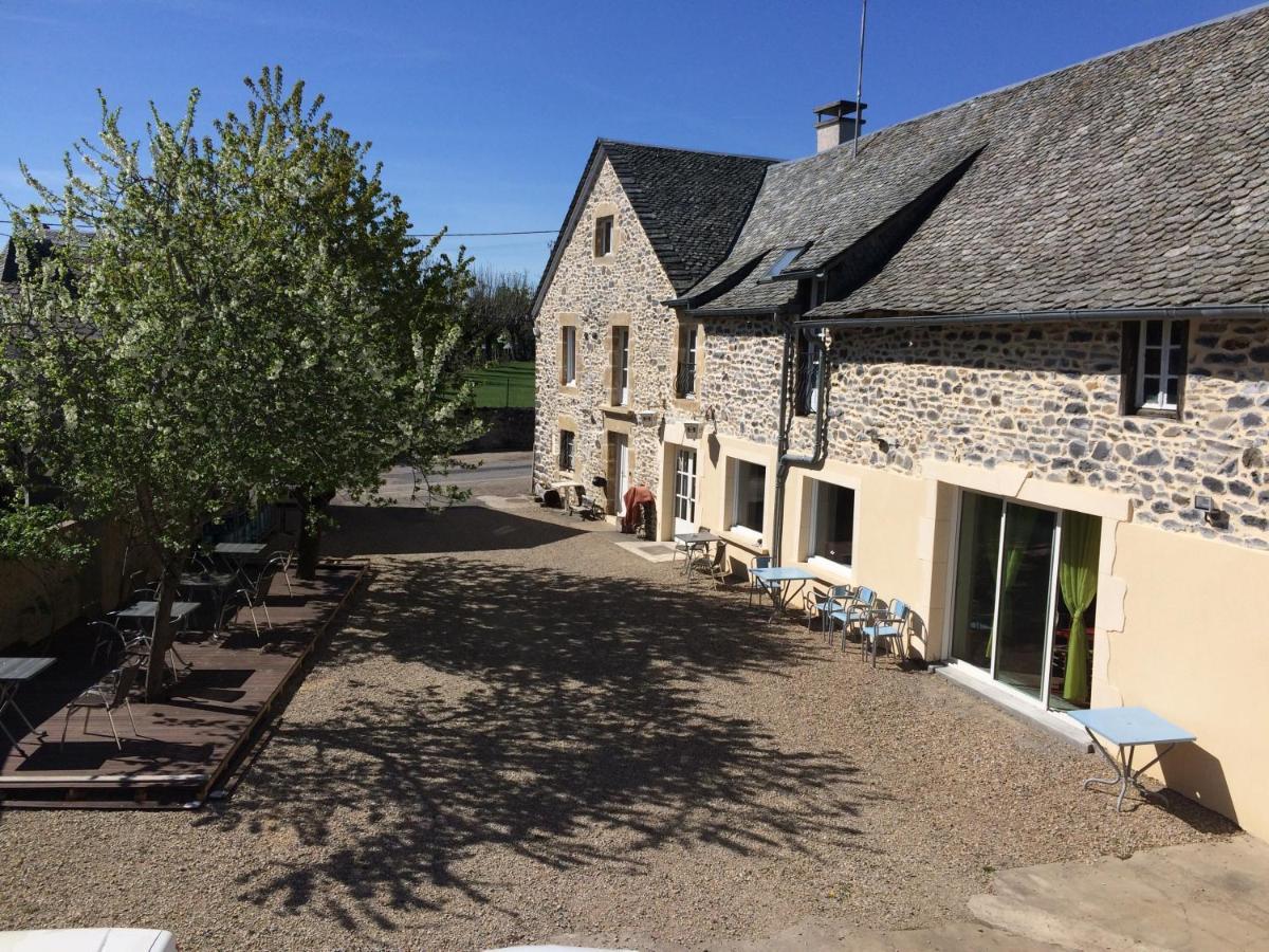 Bed and Breakfast Aux Portes D'Aubrac Studio 2 Personnes Condom-d'Aubrac Zewnętrze zdjęcie